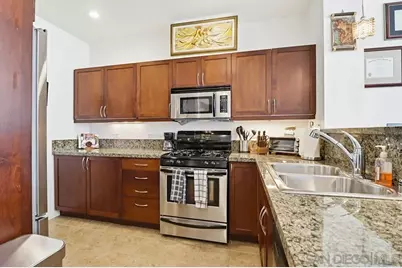  530 K St #1017, San Diego, CA 92101 - Photo 6