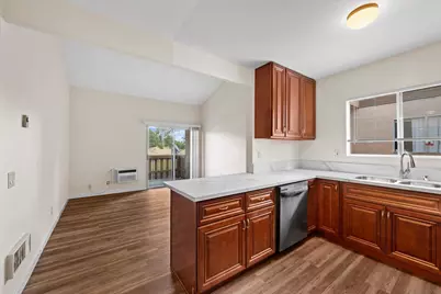  1051 Rock Springs #202, Escondido, CA 92026 - Photo 10
