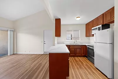  1051 Rock Springs #202, Escondido, CA 92026 - Photo 6