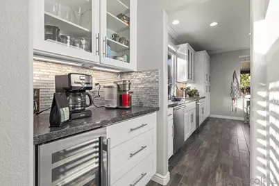  424 Hidden Trails Road, Escondido, CA 92027 - Photo 6