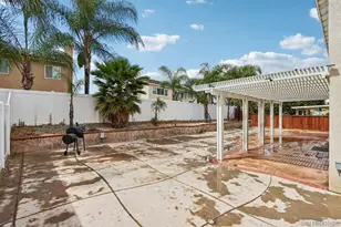 33677 Nandina Ln, Murrieta, CA 92563 - Photo 44
