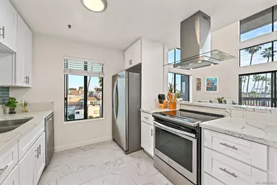  881 Thomas Ave #21, San Diego, CA 92109 - Photo 2