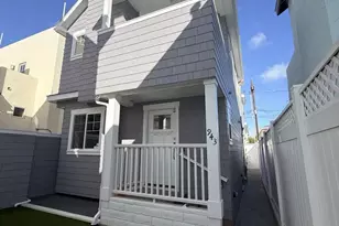 943 F Ave, Coronado, CA 92118 - Photo 2