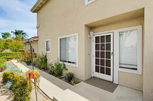 340 Ferrara, Vista, CA 92083 - Photo 4