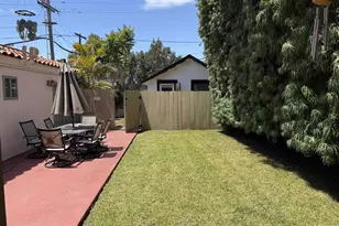 862-64 C Ave, Coronado, CA 92118 - Photo 22