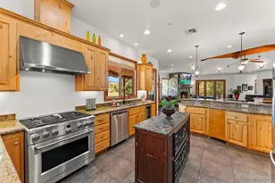 7051 Mount Olympus Dr, Fallbrook, CA 92028 - Photo 10