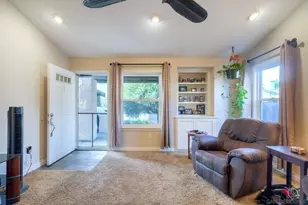 14217 Sutter Mill Way, Poway, CA 92064 - Photo 8