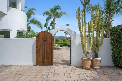  6319 Via Naranjal, Rancho Santa Fe, CA 92067 - Photo 16