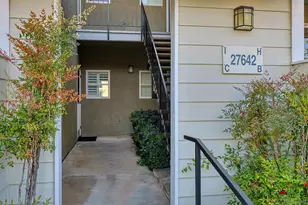 27642 Susan Beth, Santa Clarita, CA 91350 - Photo 2