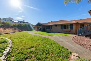 29737-39 Margale Ln, Vista, CA 92084 - Photo 10