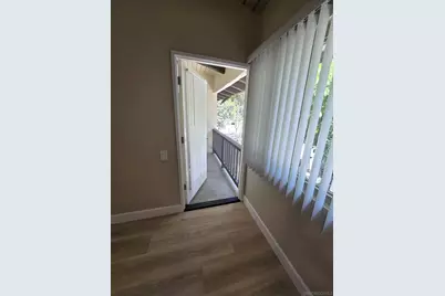  4044 Loma Riviera Cir, San Diego, CA 92110 - Photo 28