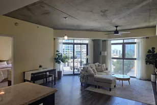801 Ash St, San Diego, CA 92101 - Photo 2