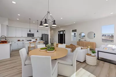  702 Passion Court, Vista, CA 92083 - Photo 2