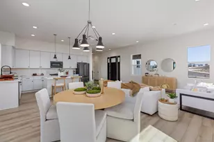 702 Passion Ct, Vista, CA 92083 - Photo 2