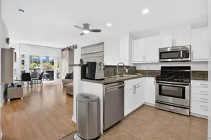 530 K, San Diego, CA 92101 - Photo 2