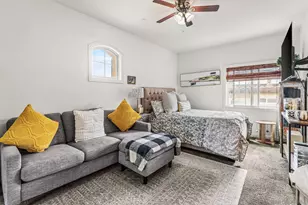1077 Village Dr, Oceanside, CA 92057 - Photo 18