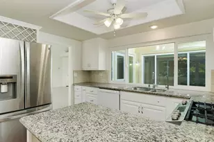 4708 Galicia Way, Oceanside, CA 92056 - Photo 10