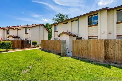  5130 N River Rd Unit B, Oceanside, CA 92057 - Photo 12