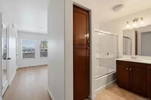 3538 Shoreline Bluff Ln, San Diego, CA 92110 - Photo 10