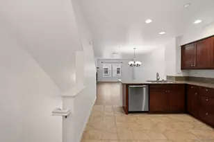 3538 Shoreline Bluff Ln, San Diego, CA 92110 - Photo 4