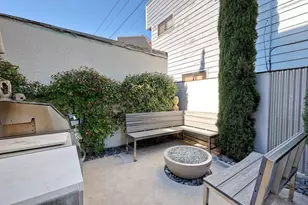 911 9th St, Coronado, CA 92118 - Photo 10