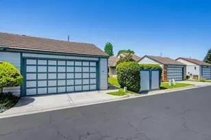 431 Nantucket, Escondido, CA 92027 - Photo 2