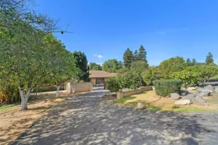 363 Tumble Creek, Fallbrook, CA 92028 - Photo 2