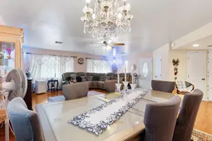 1506 Oak Dr, Vista, CA 92084 - Photo 12