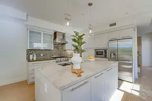 756 Bonair St, La Jolla, CA 92037 - Photo 12