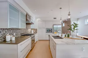 756 Bonair St, La Jolla, CA 92037 - Photo 14