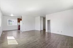 390-392 Del Mar Ave, Chula Vista, CA 91910 - Photo 10