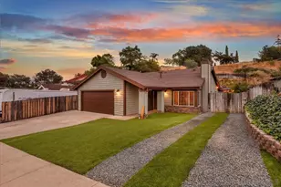 8677 Via Del Luz, El Cajon, CA 92021 - Photo 2