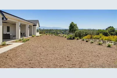  575 Twin Country Lane, Fallbrook, CA 92028 - Photo 64