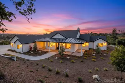  575 Twin Country Lane, Fallbrook, CA 92028 - Photo 1