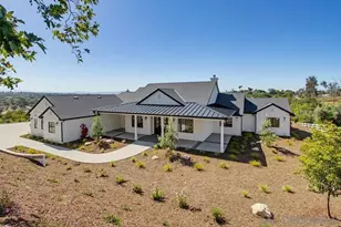 575 Twin Country Ln, Fallbrook, CA 92028 - Photo 4