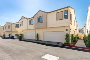 227 Canopy Trails, Fallbrook, CA 92028 - Photo 2