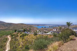 10160 Challenger Cir, Spring Valley, CA 91978 - Photo 2