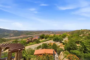 9572 Welk View Dr, Escondido, CA 92026 - Photo 40