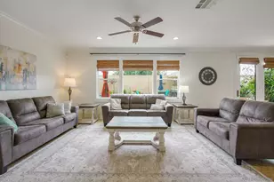 27452 Pinyon St, Murrieta, CA 92562 - Photo 16