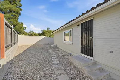  14955 Avenida Venusto #26, San Diego, CA 92128 - Photo 4