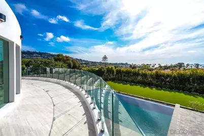  8308 Calle Del Cielo, La Jolla, CA 92037 - Photo 10