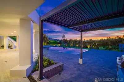  8308 Calle Del Cielo, La Jolla, CA 92037 - Photo 24