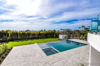  8308 Calle Del Cielo, La Jolla, CA 92037 - Photo 2