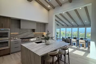 8308 Calle Del Cielo, La Jolla, CA 92037 - Photo 18
