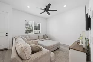 2041 Bluestone Cir, Chula Vista, CA 91913 - Photo 12