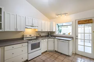 7700 Parkway Dr, La Mesa, CA 91942 - Photo 22
