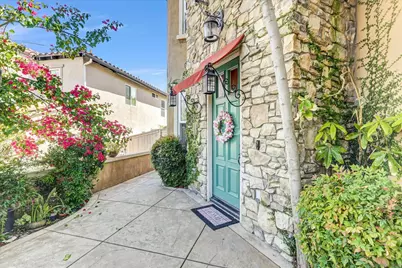  863 Sunset Ridge Place, Chula Vista, CA 91914 - Photo 4