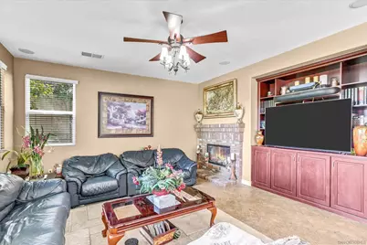  863 Sunset Ridge Place, Chula Vista, CA 91914 - Photo 18
