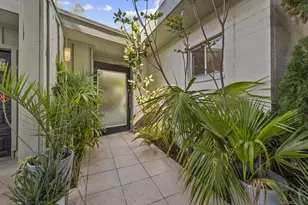 5920 La Jolla, La Jolla, CA 92037 - Photo 2