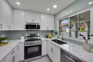 4135 Porte De Merano, San Diego, CA 92122 - Photo 10